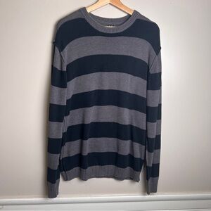 Extreme Gear (xg) Sweater Men's Medium Navy/Gray Striped Cotton Blend EUC